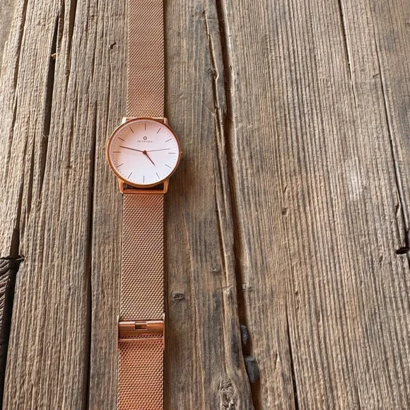 Men's Gold and White Watch - Picture 3 of 5